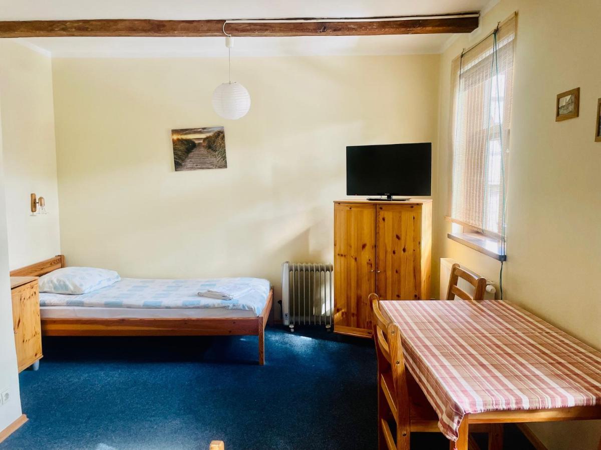Express Guest House クライペダ エクステリア 写真