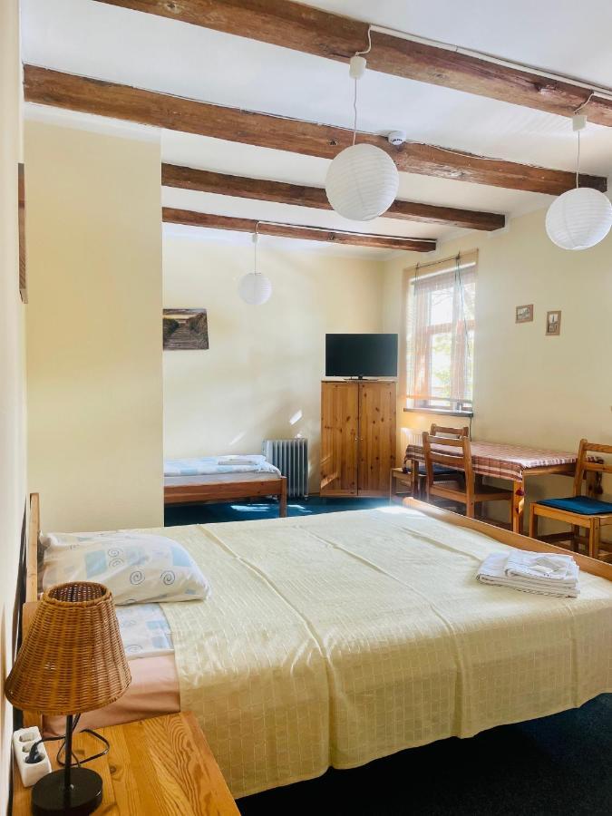 Express Guest House クライペダ エクステリア 写真