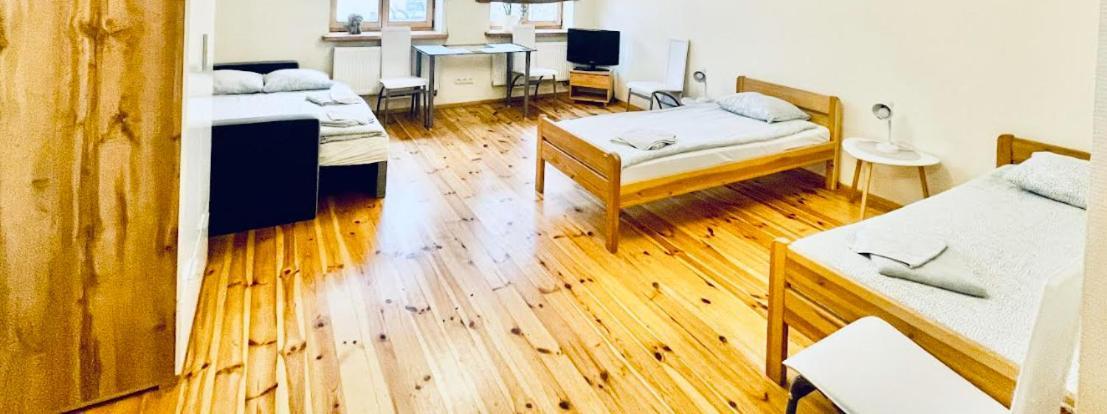 Express Guest House クライペダ エクステリア 写真