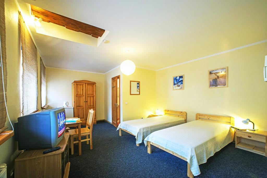 Express Guest House クライペダ エクステリア 写真