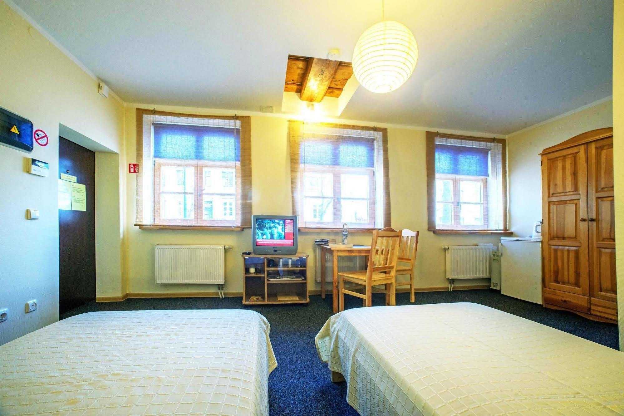 Express Guest House クライペダ エクステリア 写真