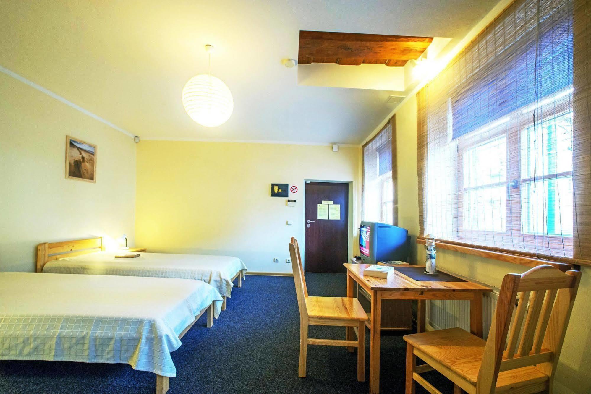 Express Guest House クライペダ エクステリア 写真
